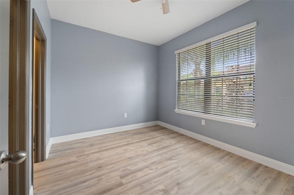 11006 Tahiti Isle Lane - Photo 5