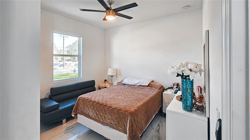 1503 W 17th Street - Photo 15