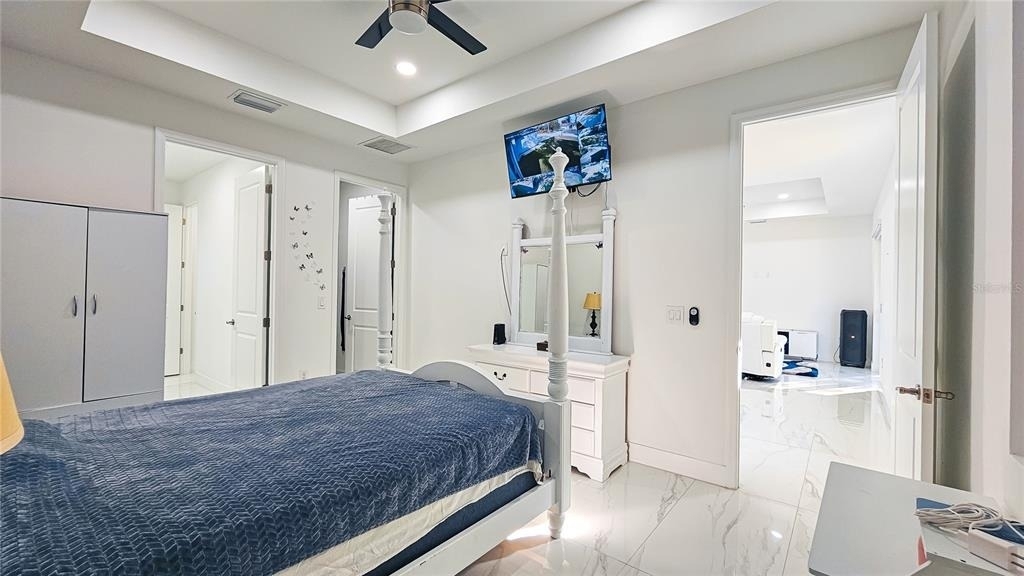 1503 W 17th Street - Photo 9