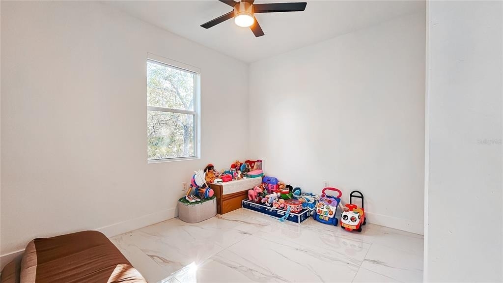 1503 W 17th Street - Photo 19