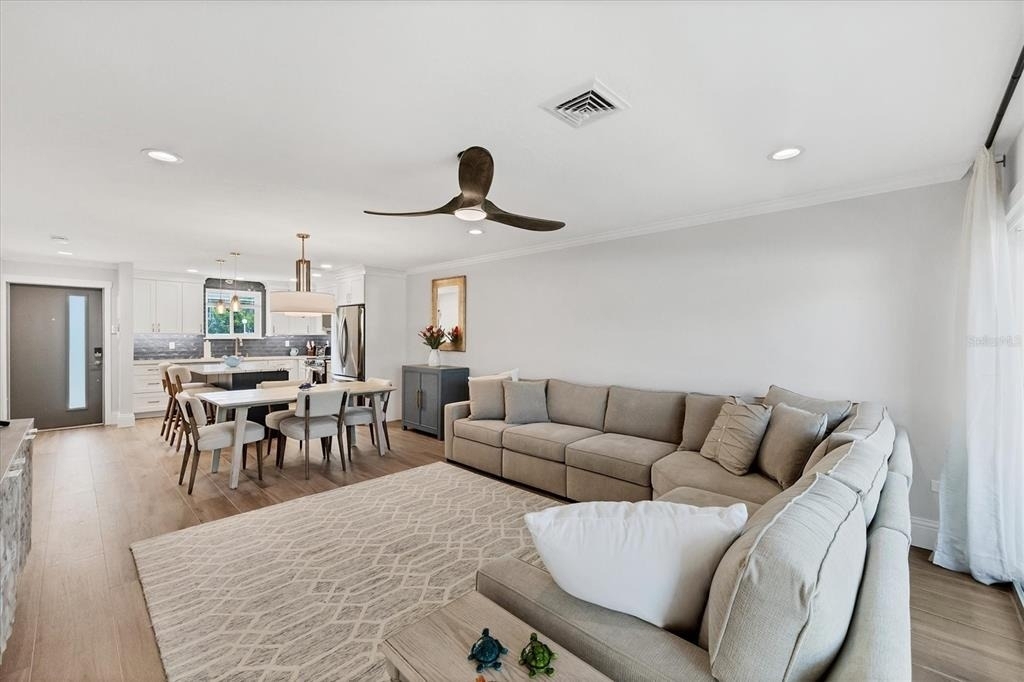 500 S Washington Drive - Photo 4