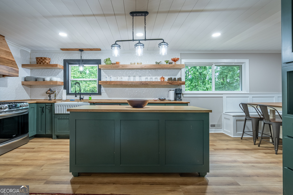 236 Pioneer Trail - Photo 1