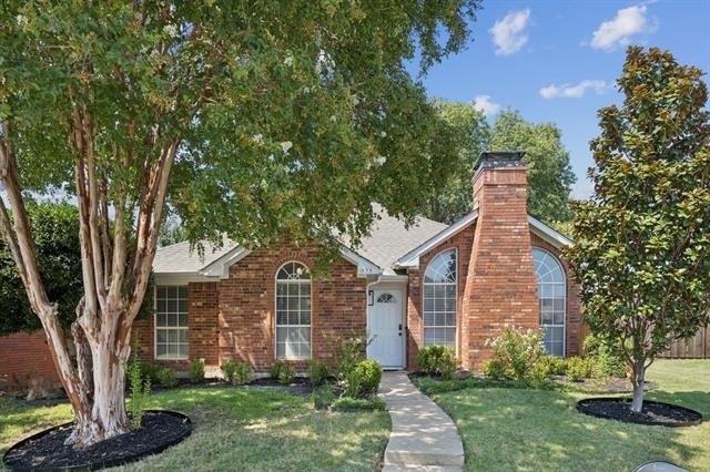 1823 Dew Valley Drive - Photo 1
