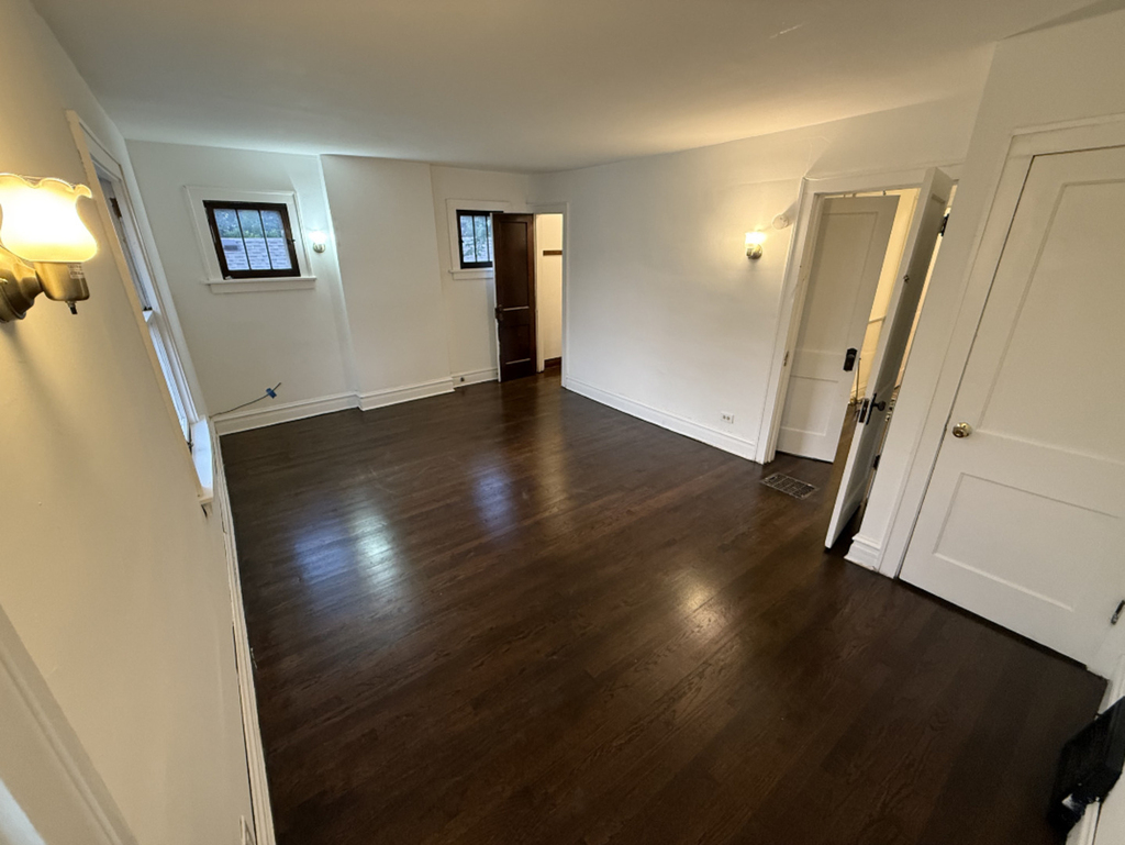 25 Keller Avenue - Photo 2
