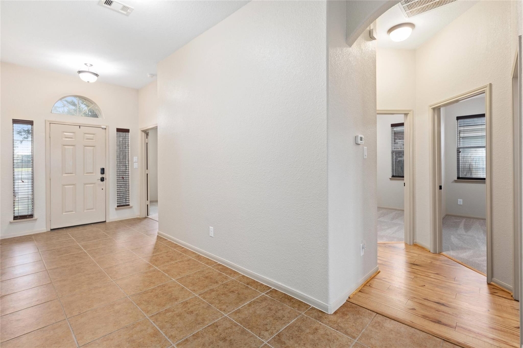 2886 Aurelia Lane - Photo 5