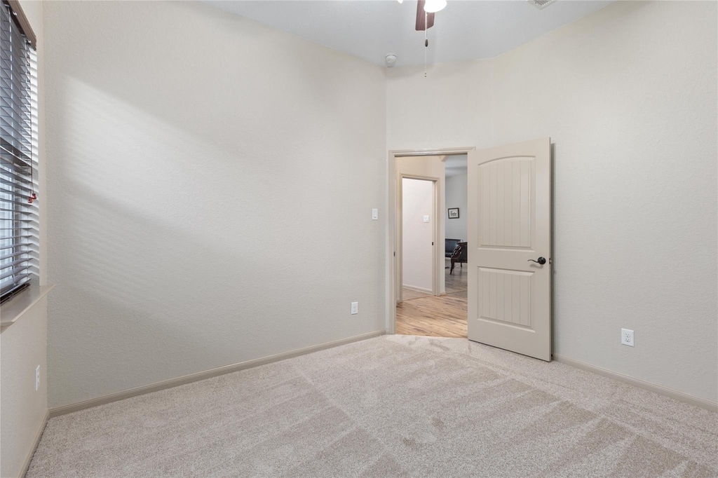 2886 Aurelia Lane - Photo 27