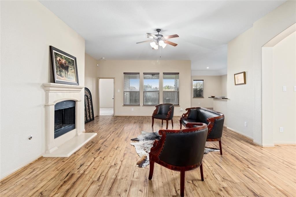 2886 Aurelia Lane - Photo 9