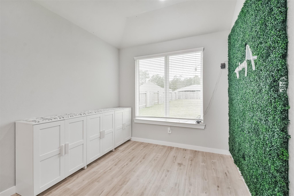14226 Lake Lodge Drive - Photo 11