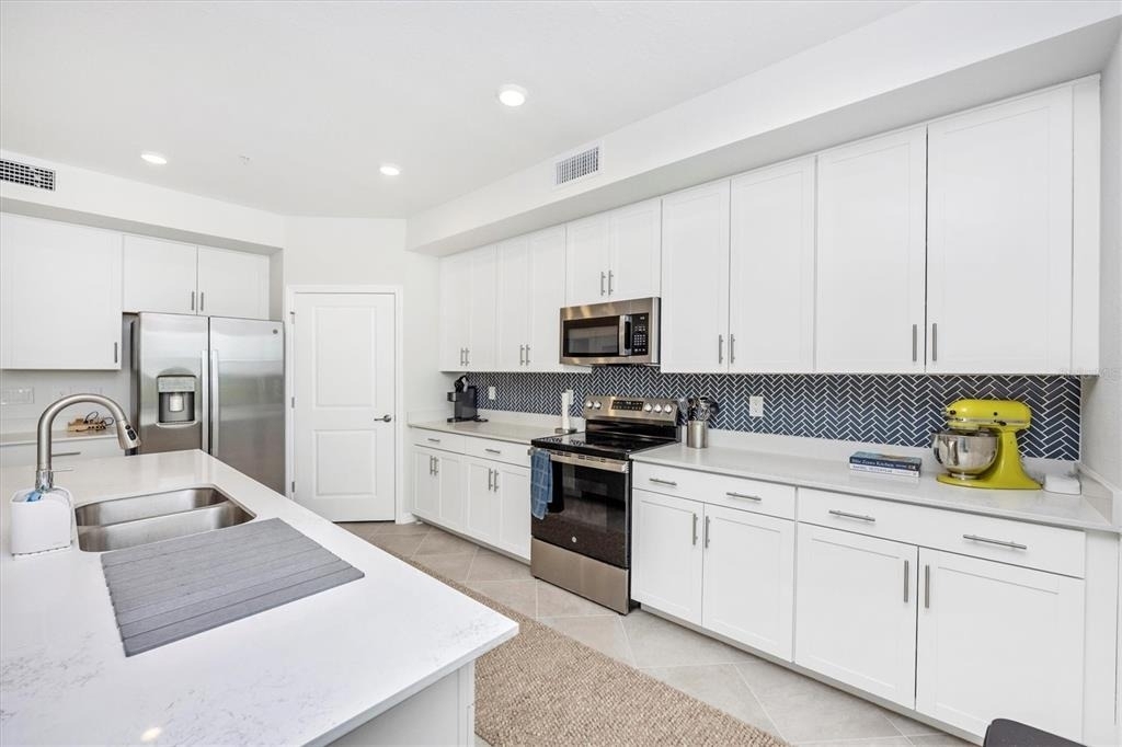 12640 Radiance Court - Photo 7