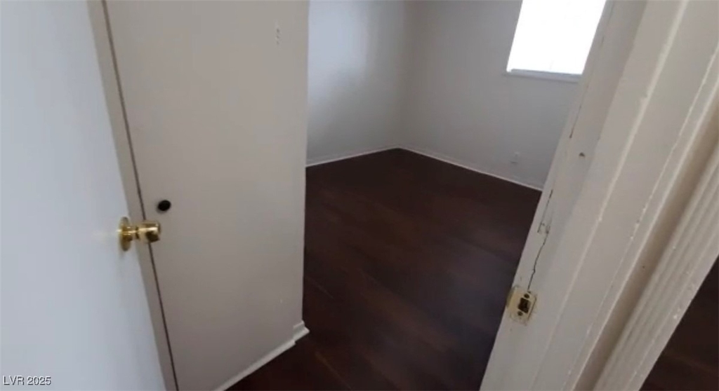 180 N Jones Street - Photo 8