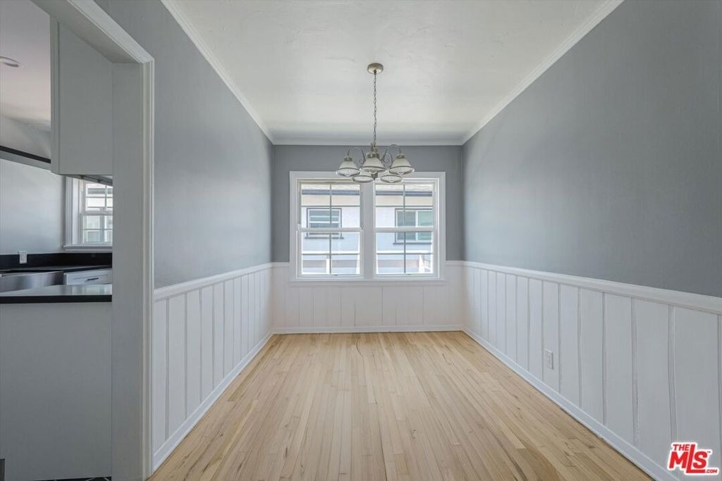 11683 Chandler Boulevard - Photo 4