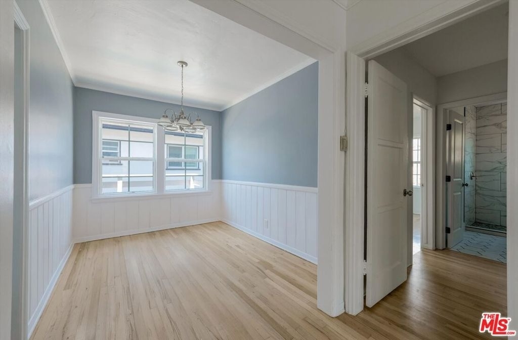 11683 Chandler Boulevard - Photo 6