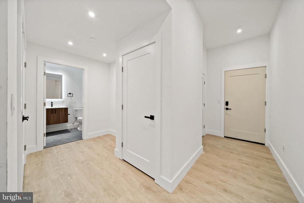 326 N 12th Street - Photo 19