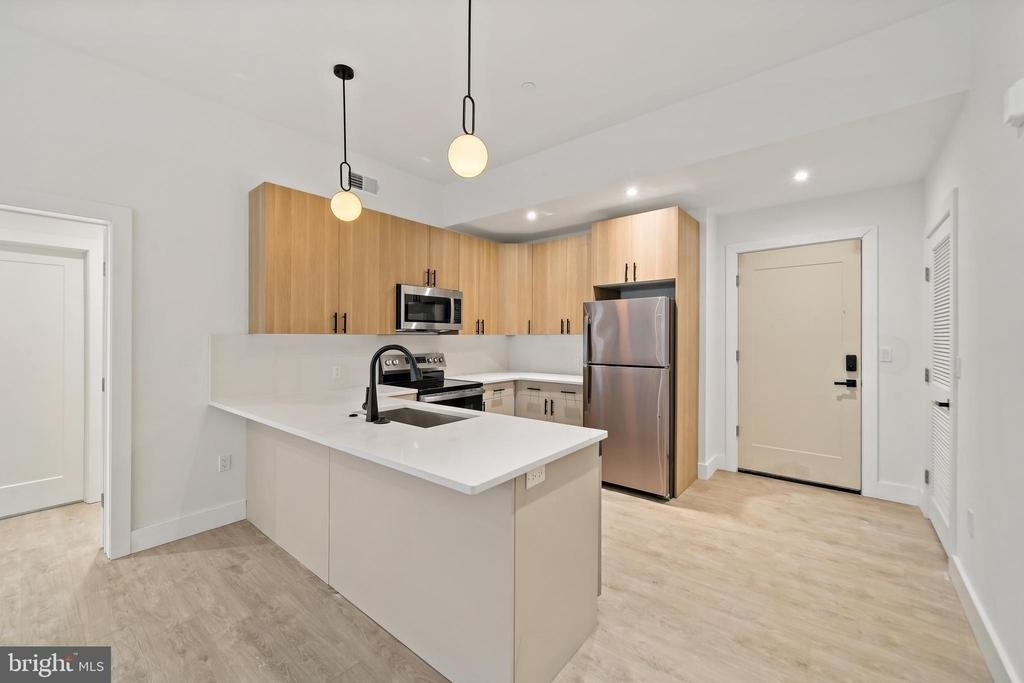 326 N 12th Street - Photo 18