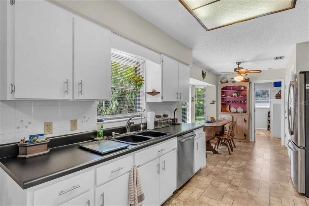 331 Burke Road - Photo 9
