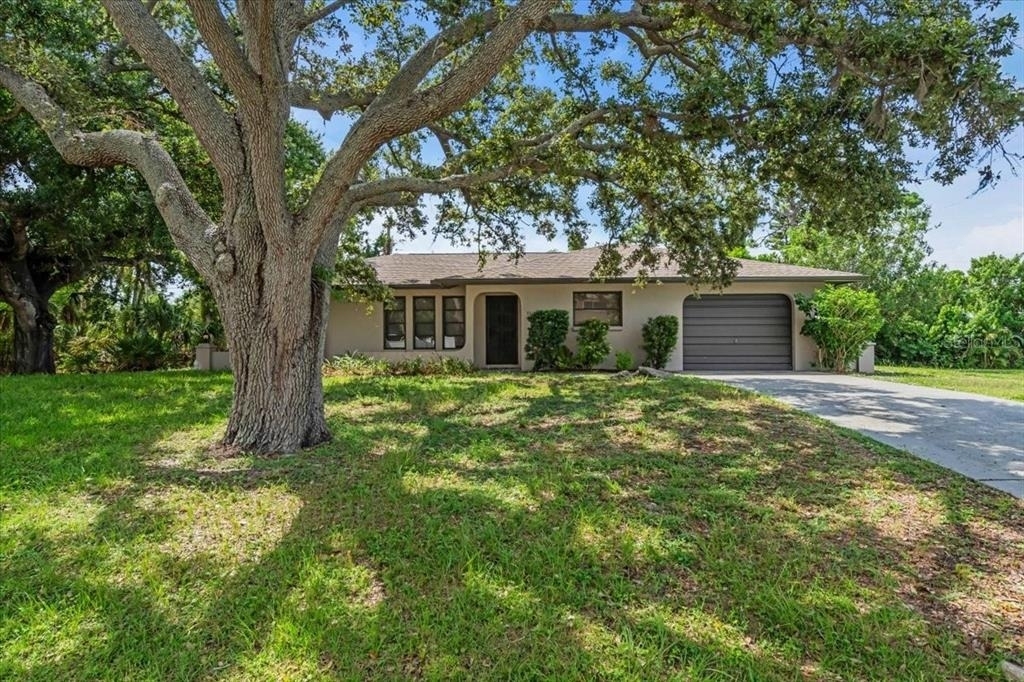 331 Burke Road - Photo 0