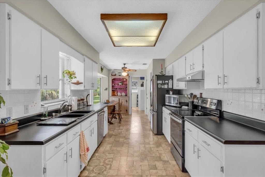 331 Burke Road - Photo 8