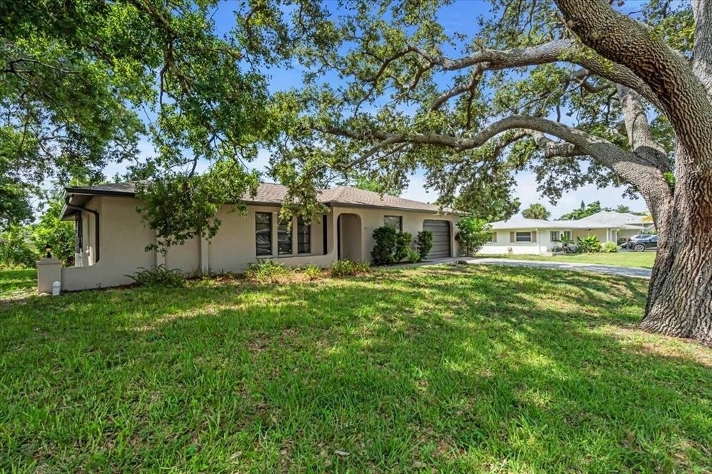 331 Burke Road - Photo 2