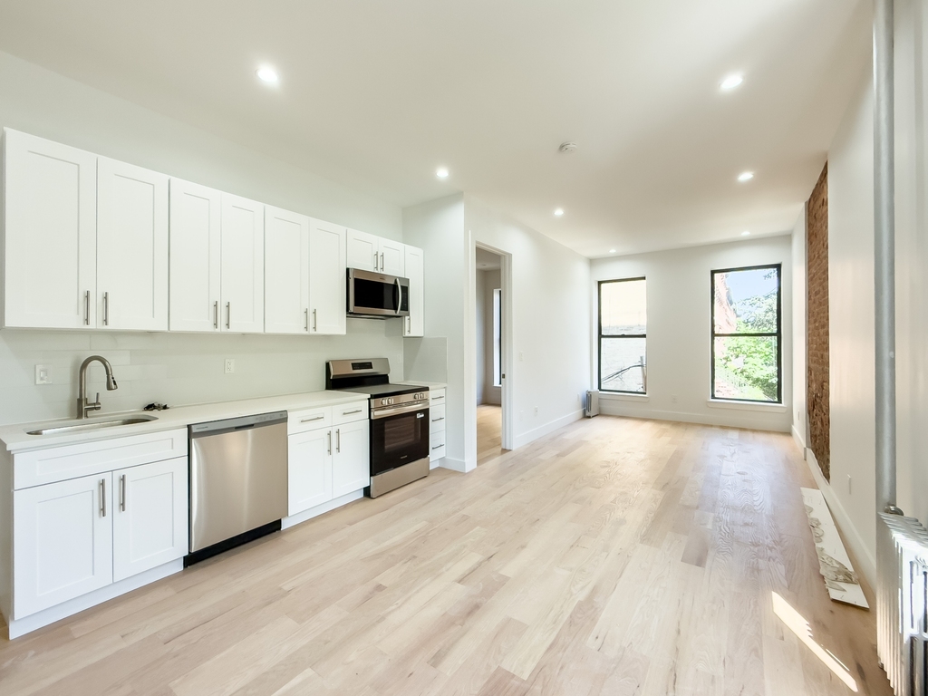 1047 Bedford Avenue - Photo 5