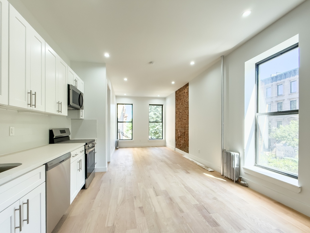 1047 Bedford Avenue - Photo 12