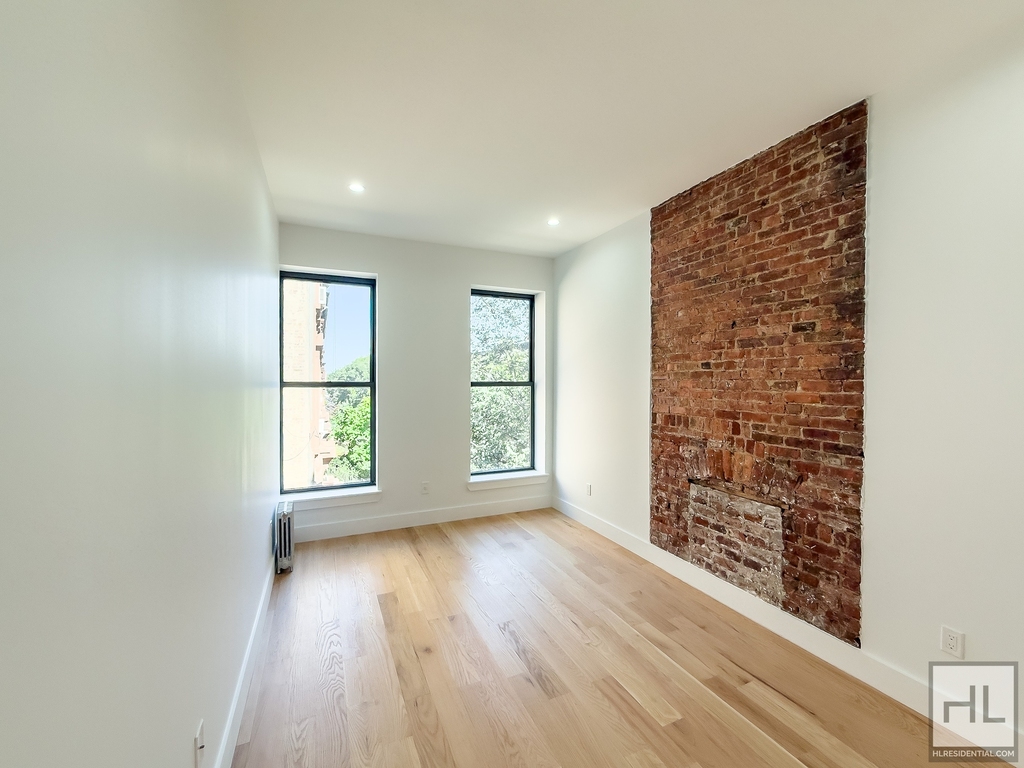 1047 Bedford Avenue - Photo 6