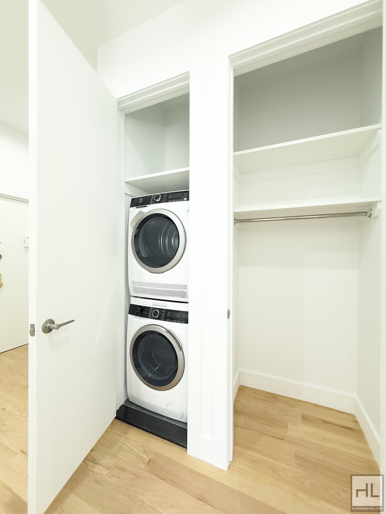 1047 Bedford Avenue - Photo 9