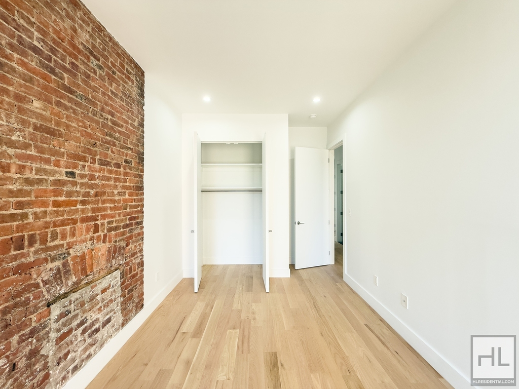 1047 Bedford Avenue - Photo 13