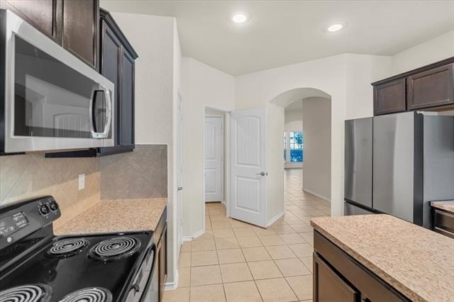 1729 Park Trails Boulevard - Photo 2