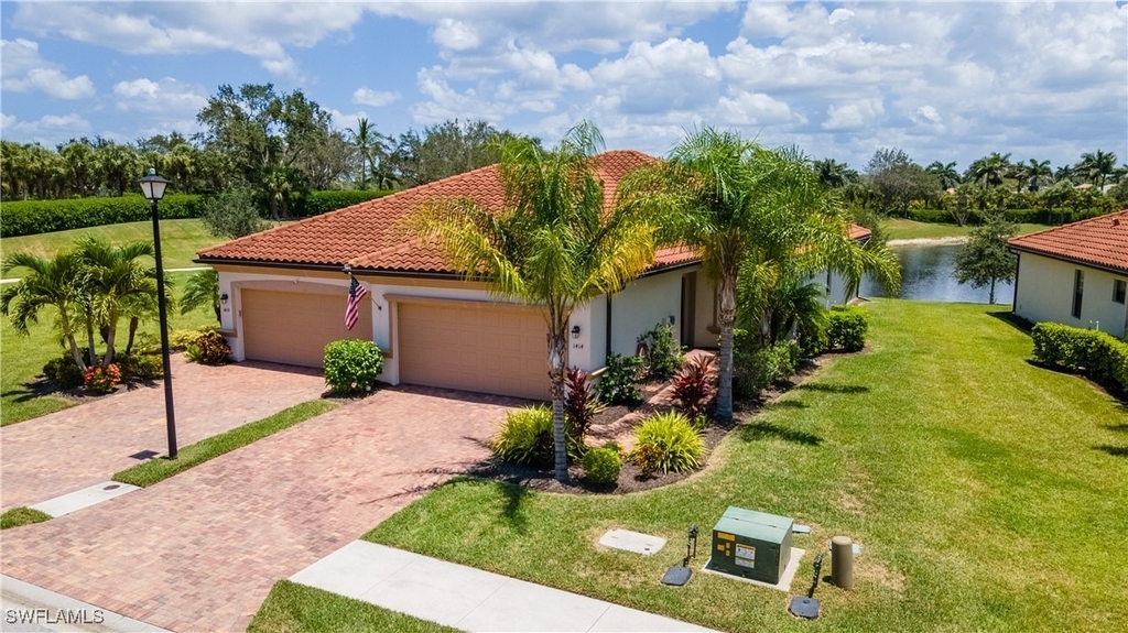 1414 Oceania Drive S - Photo 2