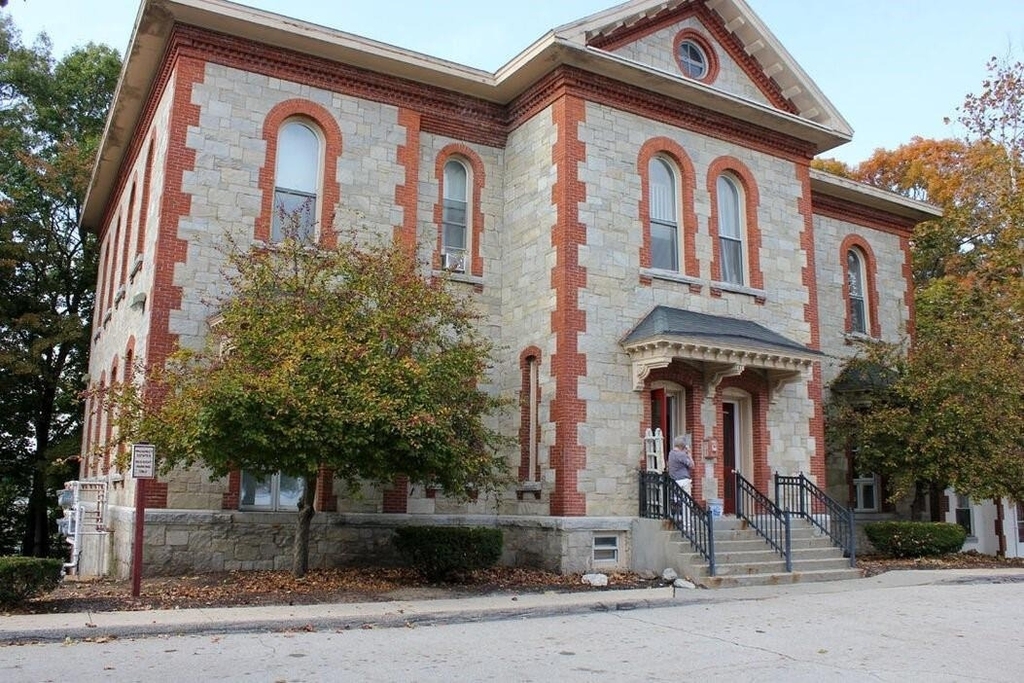 41 Prospect St - Photo 1