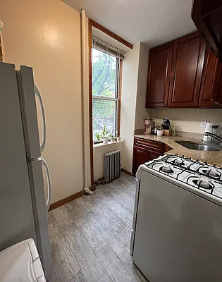 455 West 48th Street - Photo 8