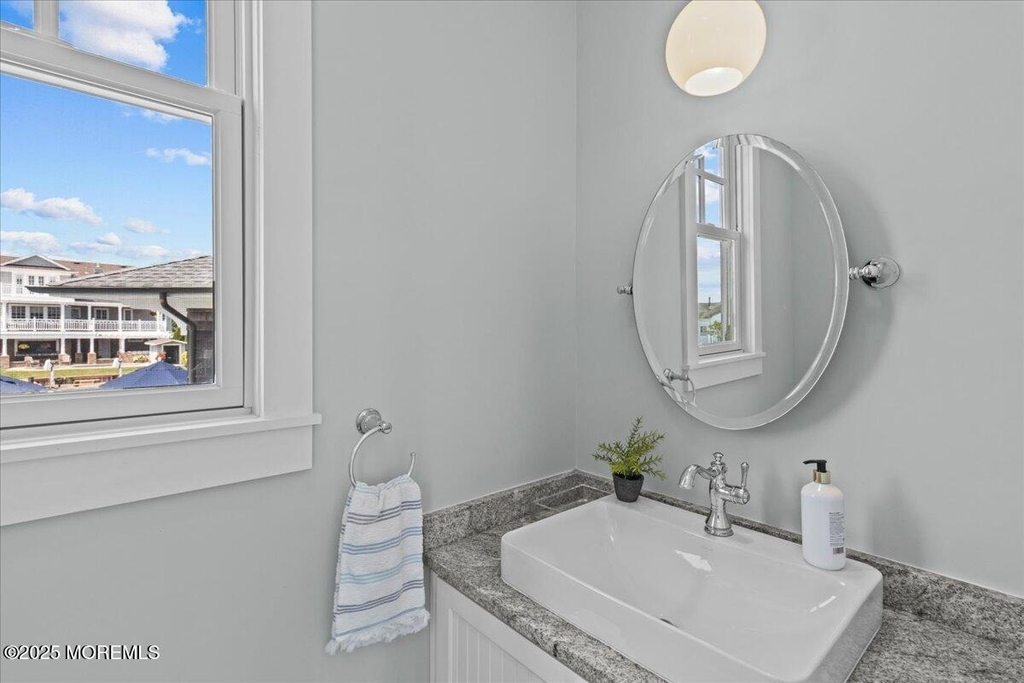 1730 Rue Mirador - Photo 45