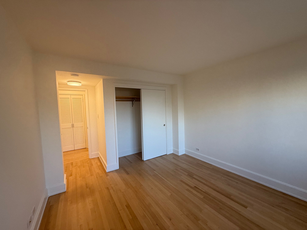 420 East 79th Street - Photo 2
