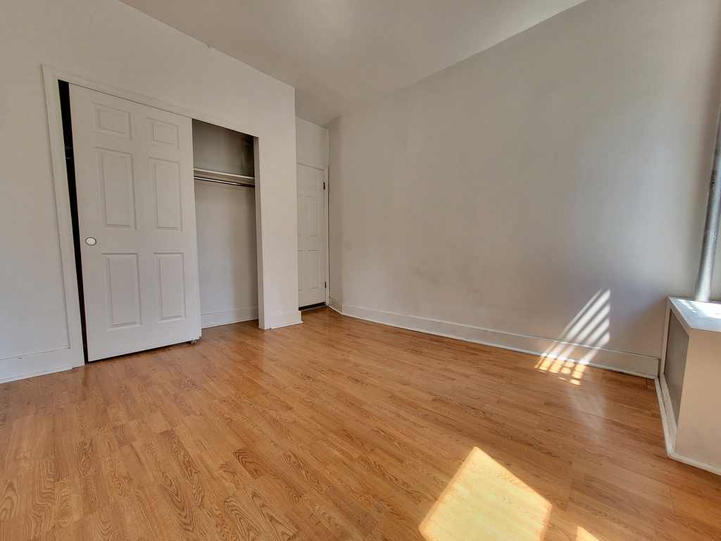 321 East 108th Street - Photo 2