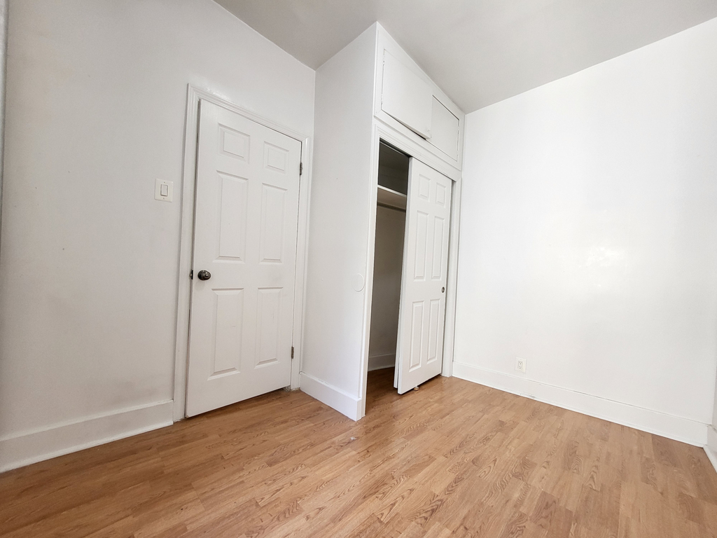 321 East 108th Street - Photo 5