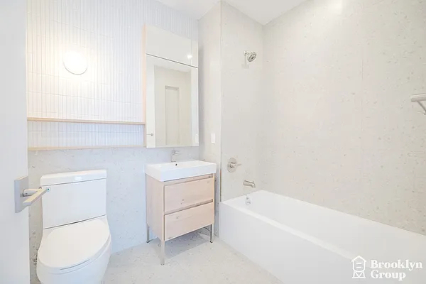 1889 Atlantic Avenue - Photo 5