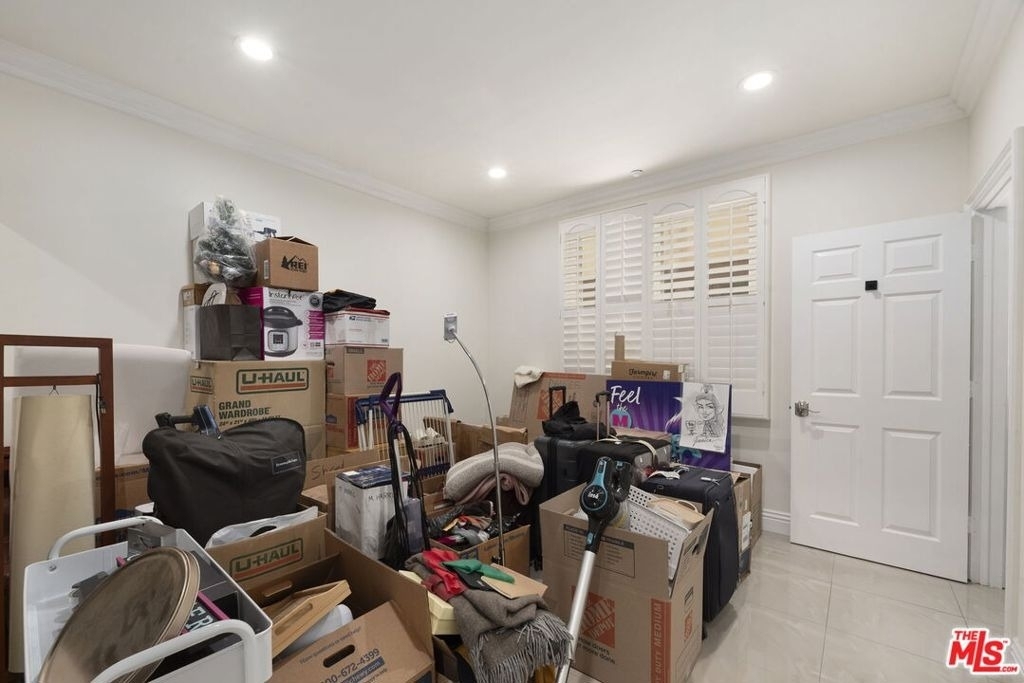 11952 Montana Avenue - Photo 15