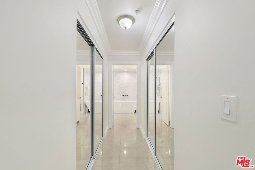 11952 Montana Avenue - Photo 20
