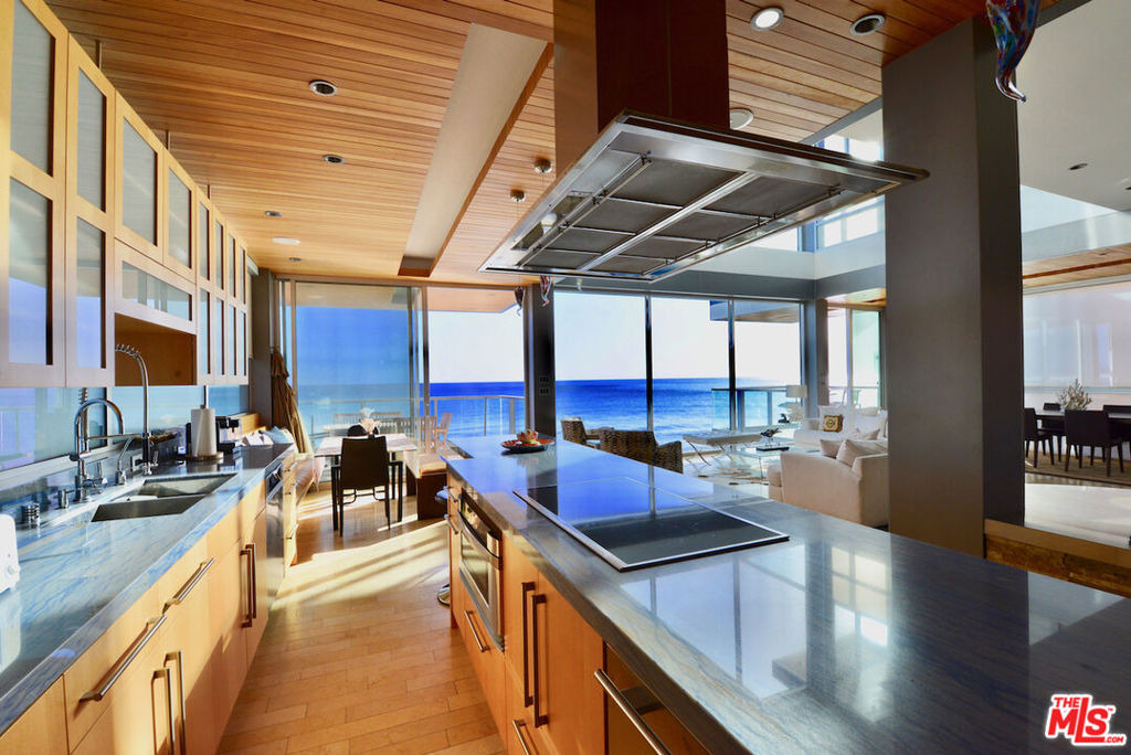 24826 Malibu Road - Photo 12