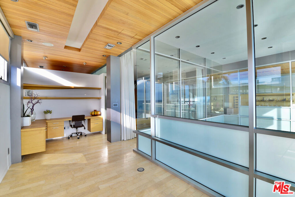 24826 Malibu Road - Photo 18