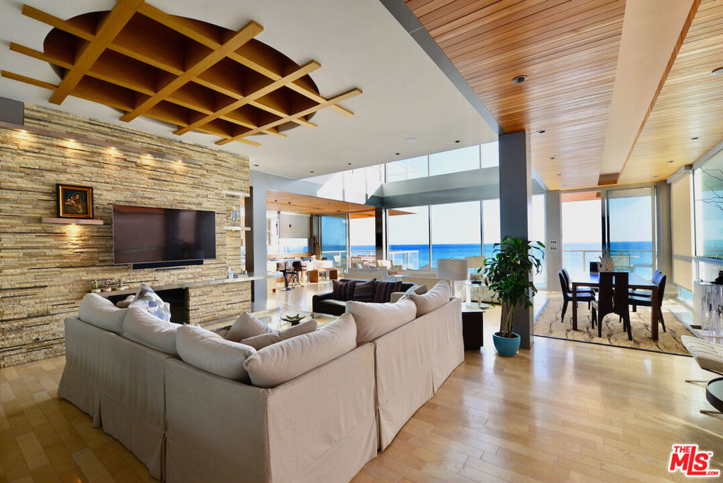 24826 Malibu Road - Photo 1