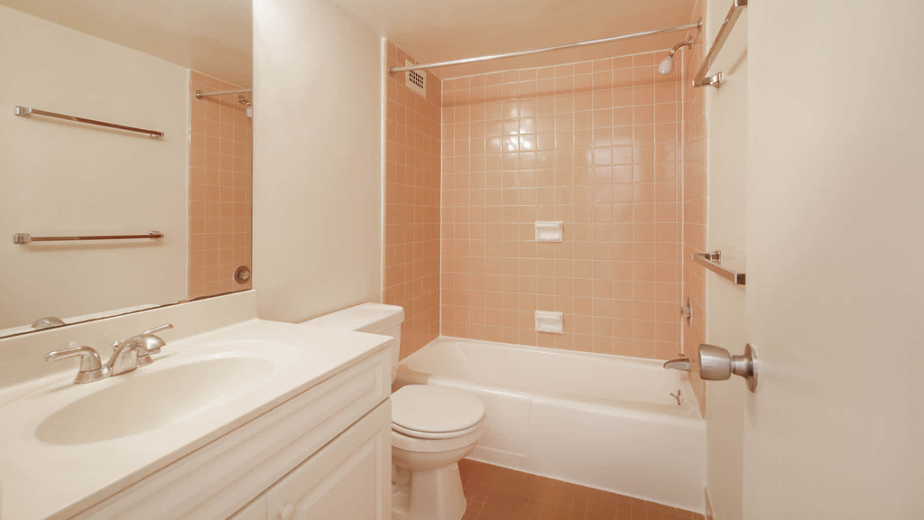 3003 Van Ness St. Nw - Photo 41