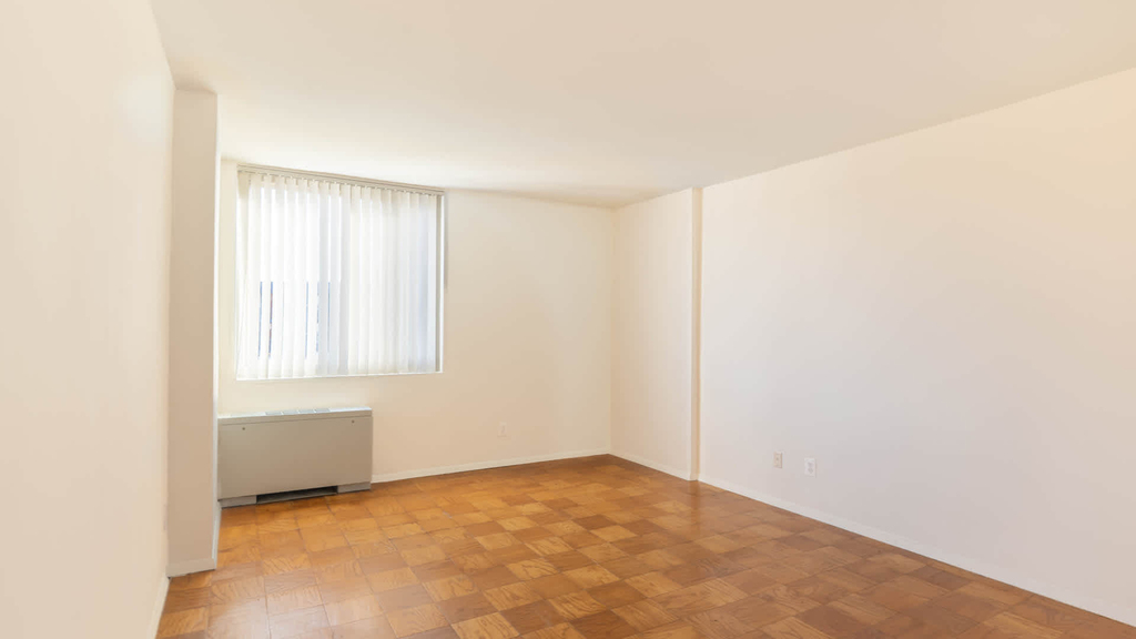 3003 Van Ness St. Nw - Photo 50