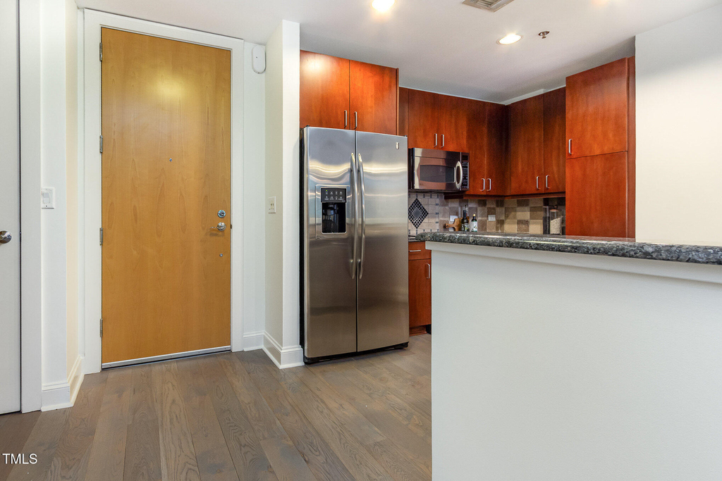 616 N Boylan Avenue - Photo 2