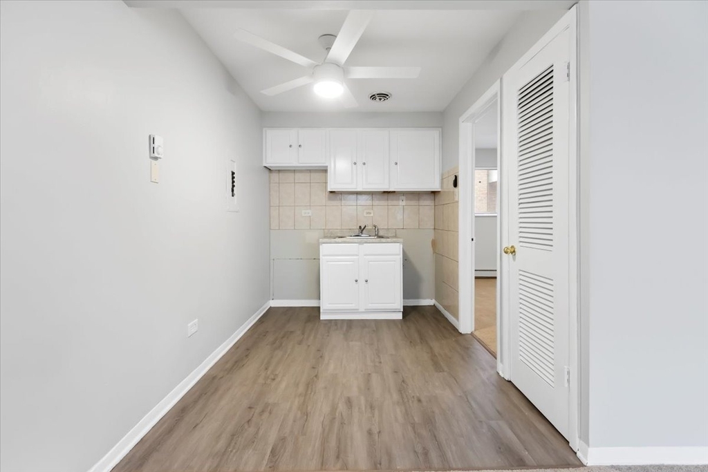 6256 W 64th Place - Photo 11