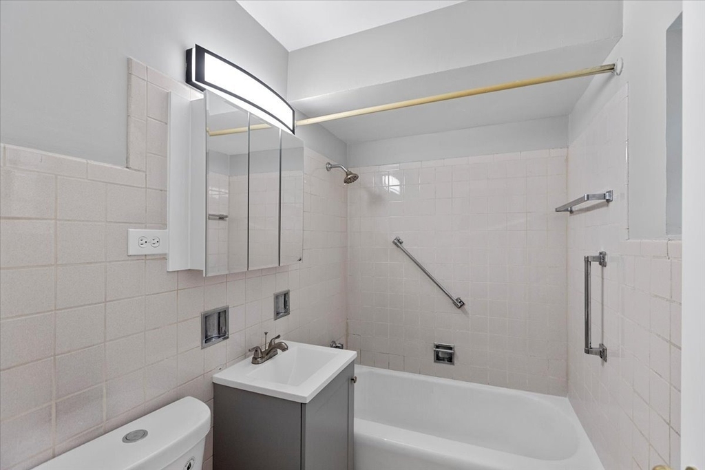 6256 W 64th Place - Photo 16