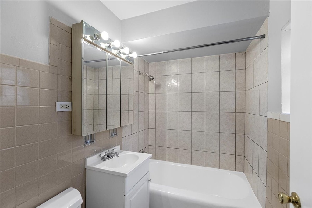 6256 W 64th Place - Photo 12