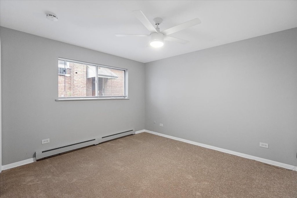 6256 W 64th Place - Photo 4