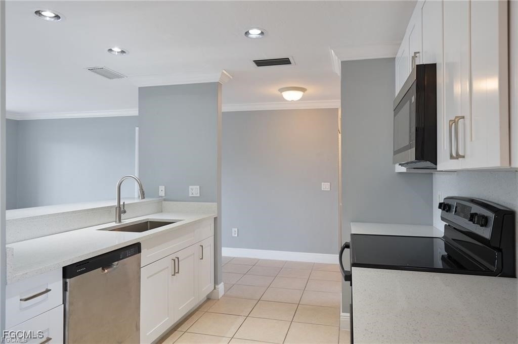 7012 Constitution Boulevard - Photo 7
