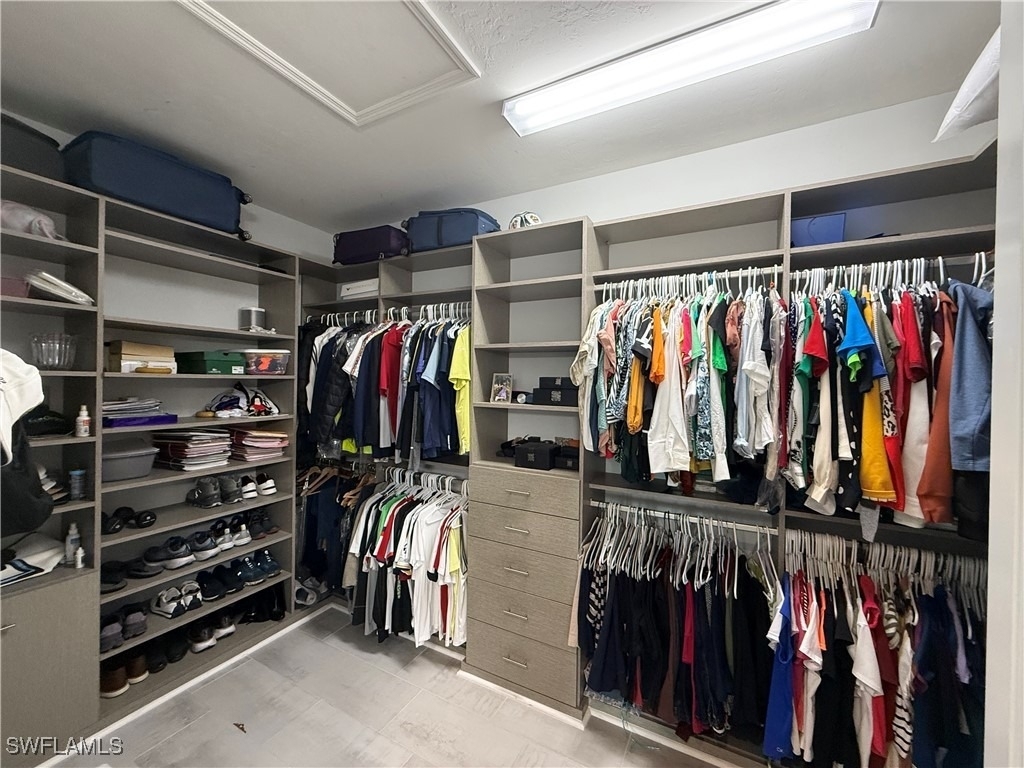 2543 Seychelles Drive - Photo 10
